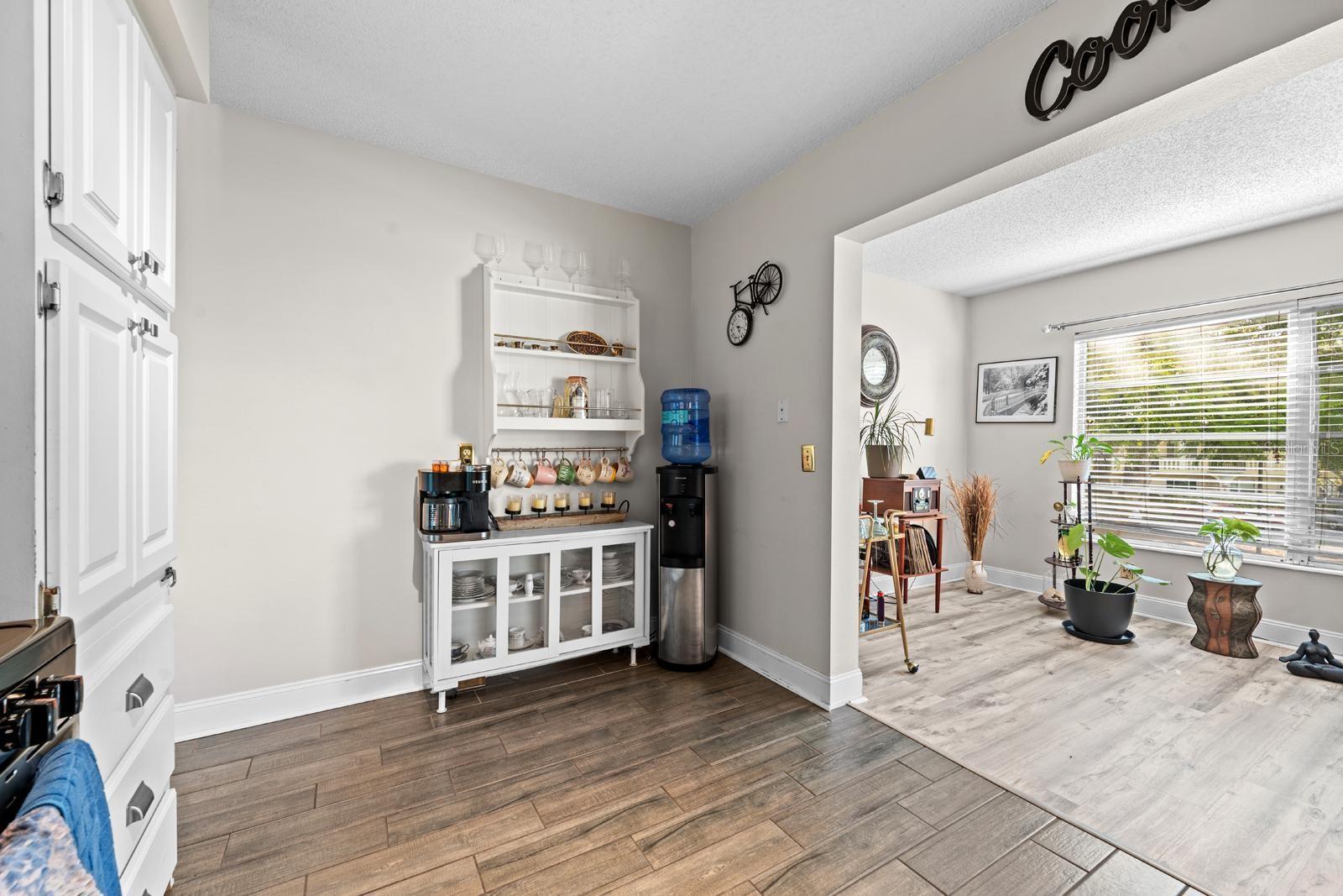 2416 WORLD PARKWAY BLVD #26 — photo 8