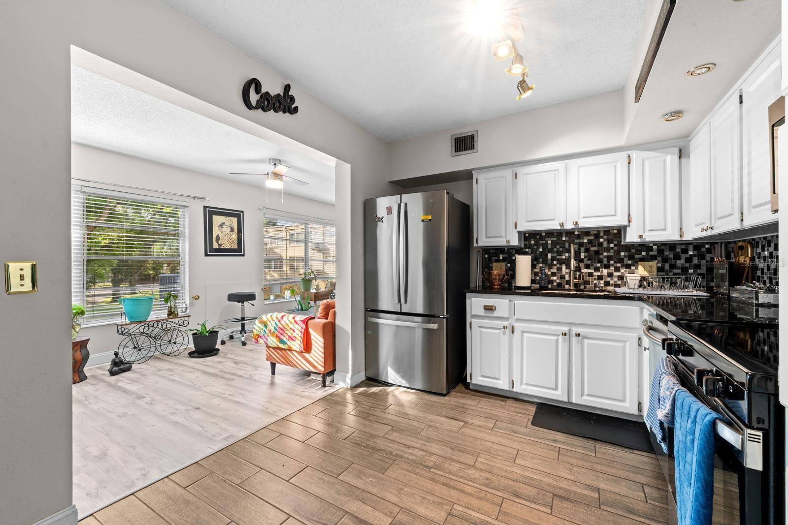 2416 WORLD PARKWAY BLVD #26 — photo 9
