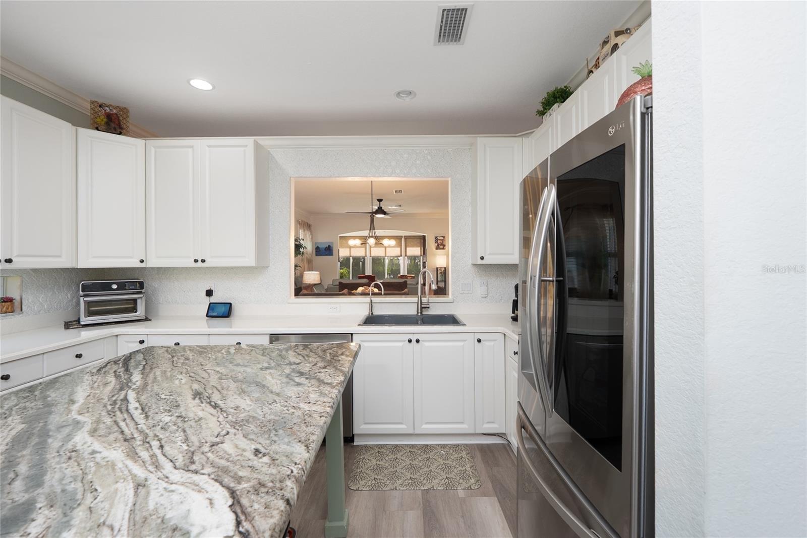 2472 COTTONWOOD LN — photo 12