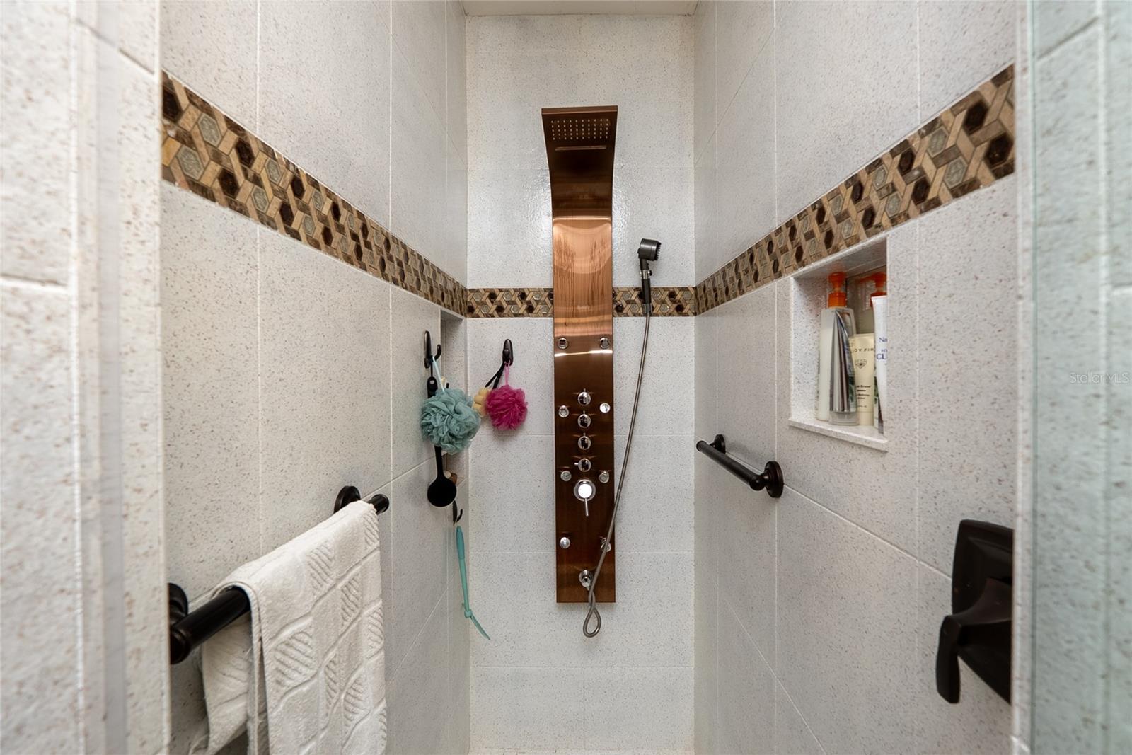 2472 COTTONWOOD LN — photo 20