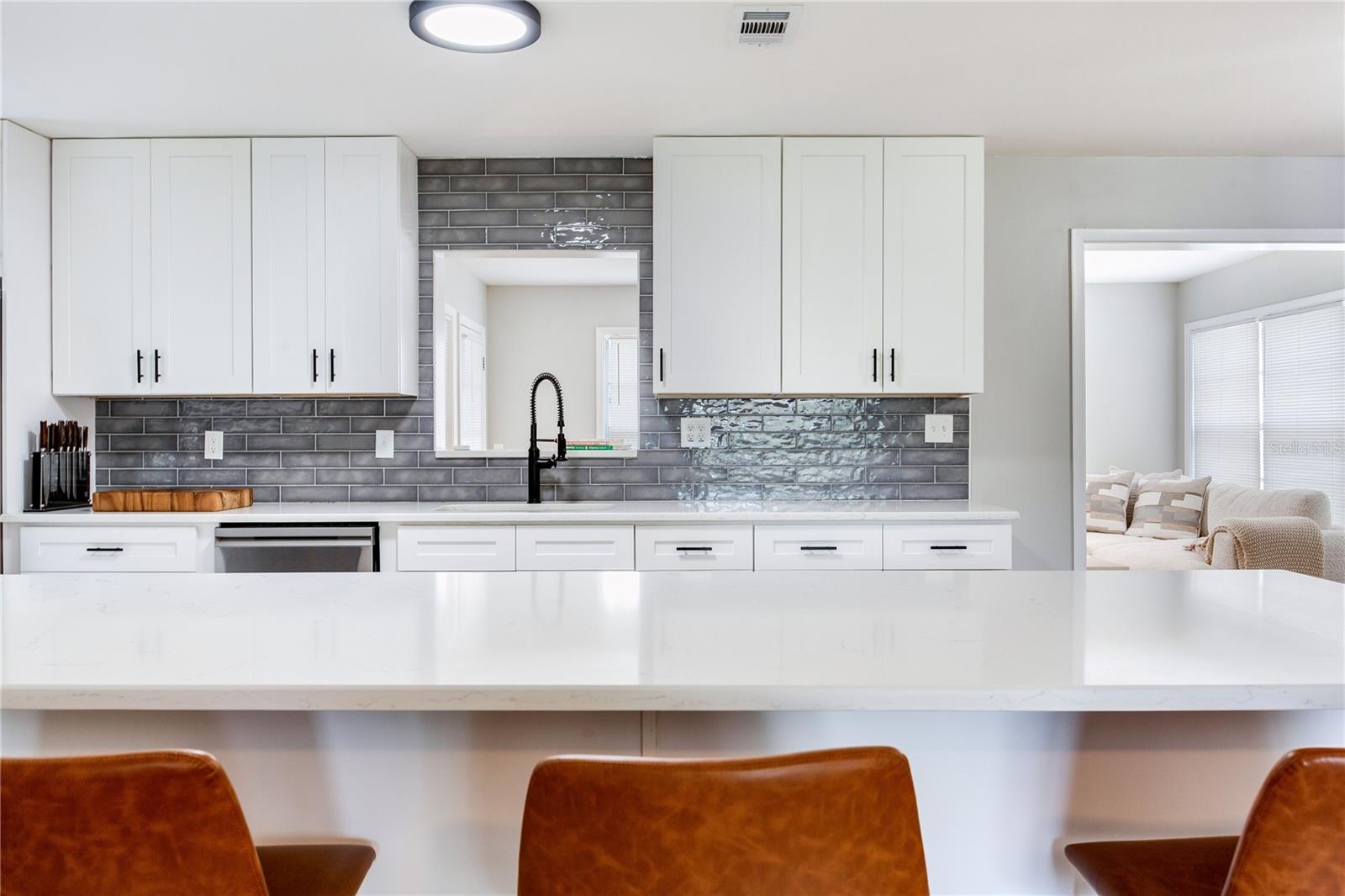 4416 W BAY COURT AVE — photo 11