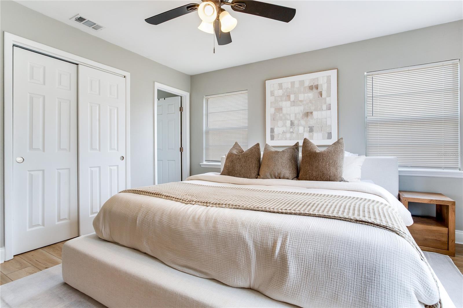 4416 W BAY COURT AVE — photo 33