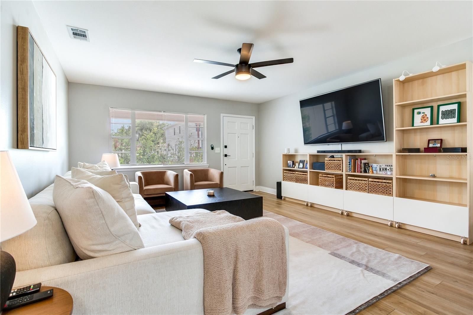 4416 W BAY COURT AVE — photo 8