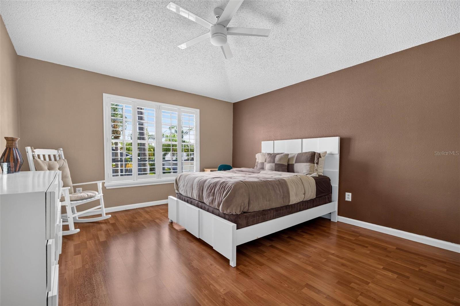 11123 CLAYRIDGE DR — photo 24