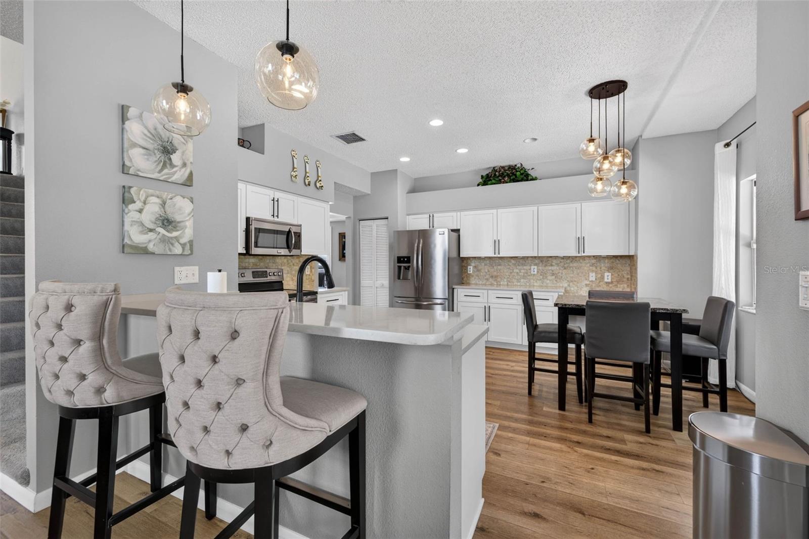 11123 CLAYRIDGE DR — photo 8