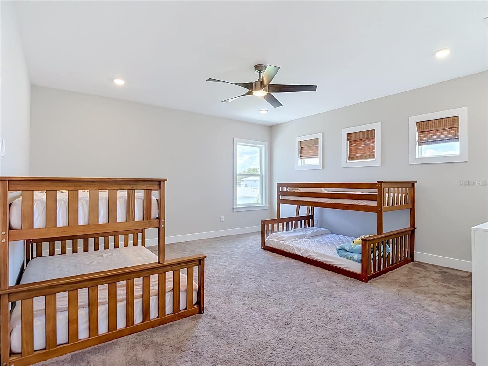 8891 DRUMMER PLANK DR — photo 18
