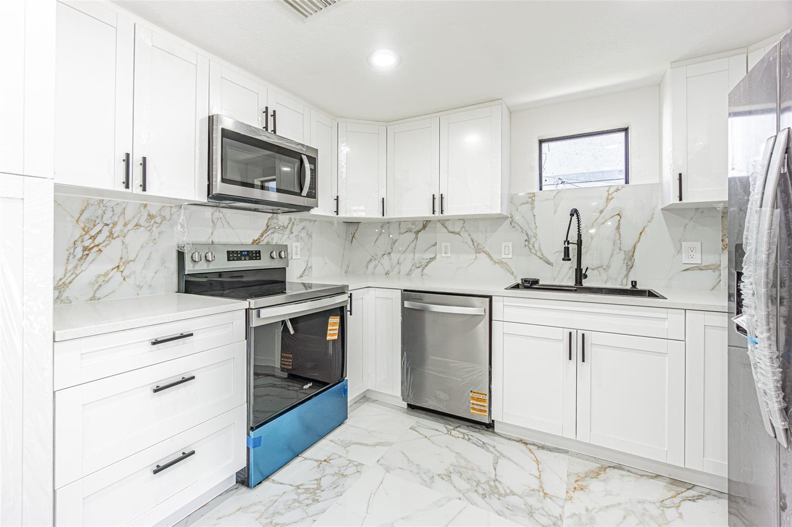 5254 MILLER BAYOU DR — photo 21