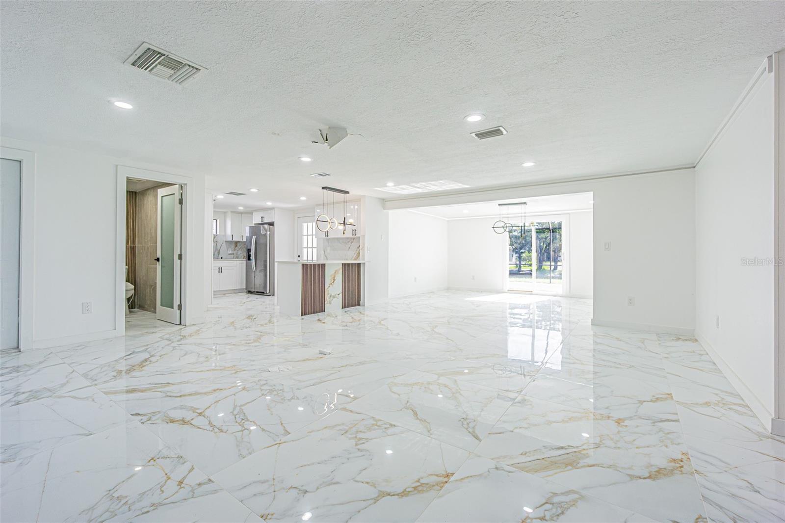 5254 MILLER BAYOU DR — photo 17