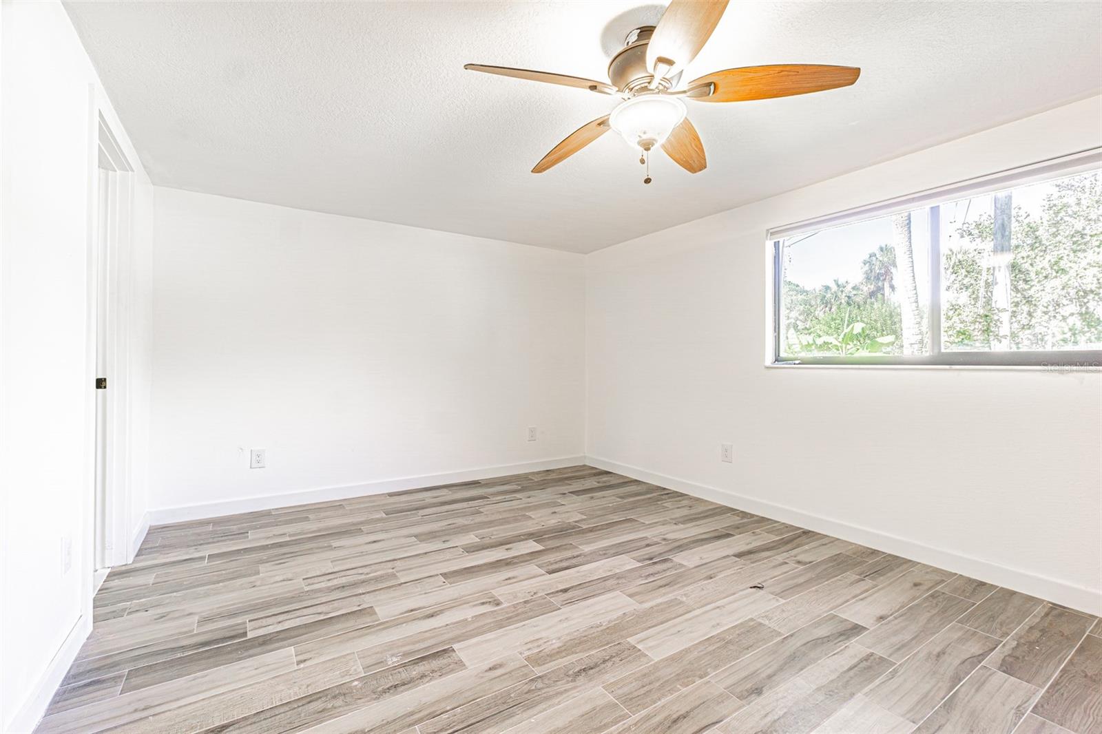 5254 MILLER BAYOU DR — photo 28