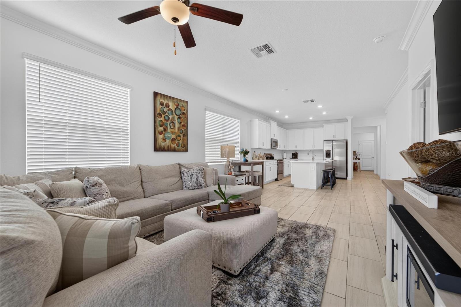 12569 LILY QUARTZ LOOP — photo 9