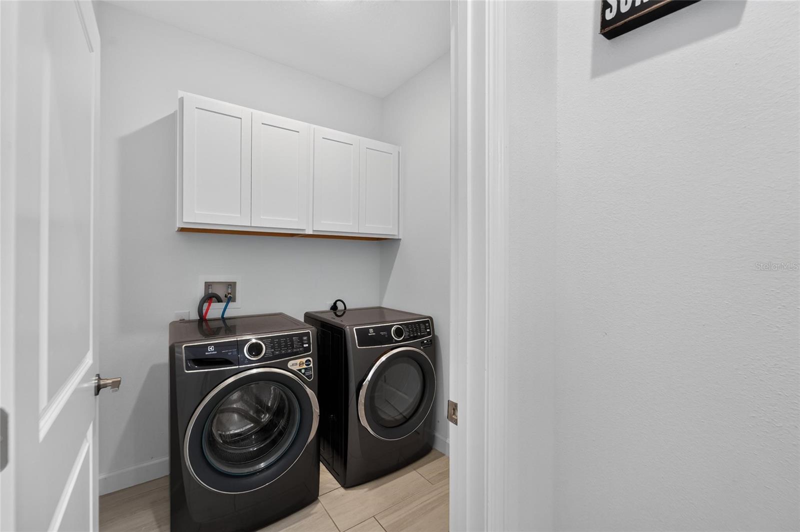 12569 LILY QUARTZ LOOP — photo 20
