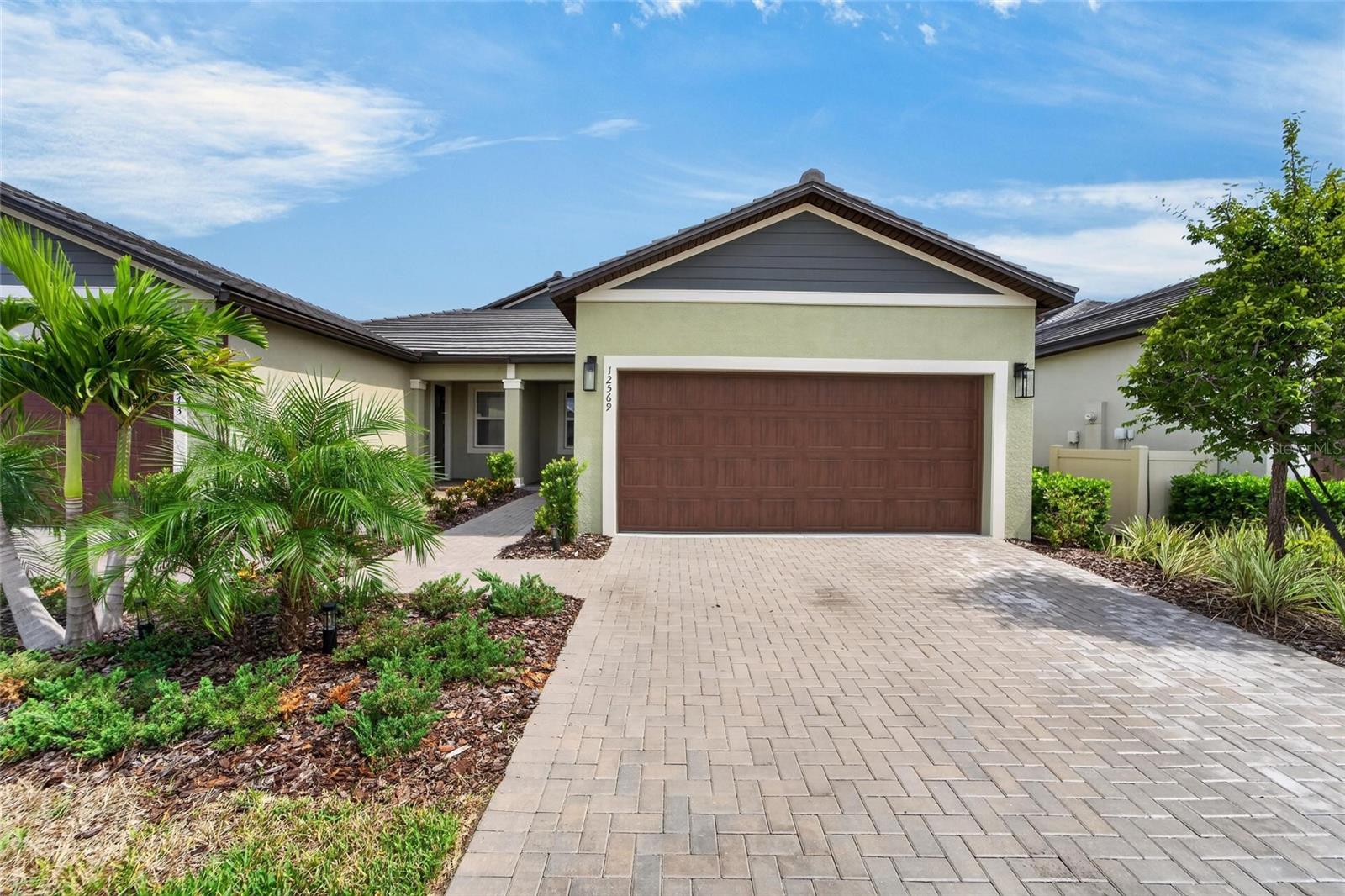 12569 LILY QUARTZ LOOP — photo 47