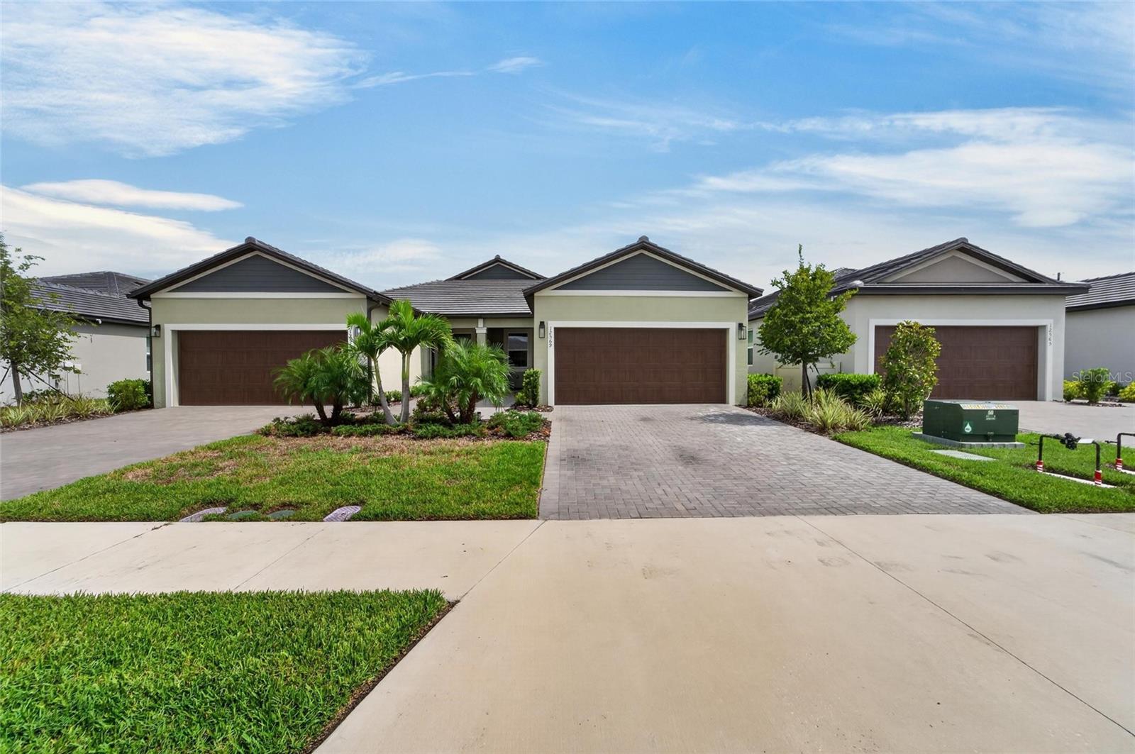 12569 LILY QUARTZ LOOP — photo 40