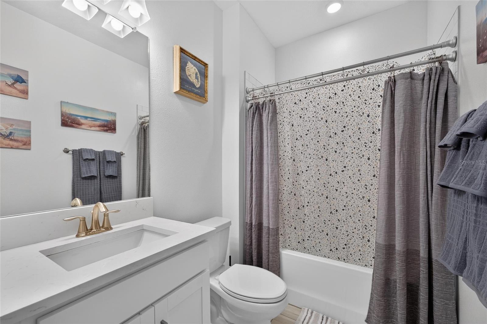 12569 LILY QUARTZ LOOP — photo 33