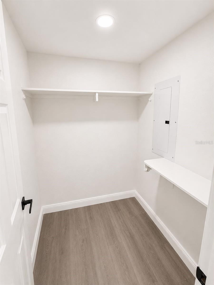 7035 PALISADE DR — photo 11