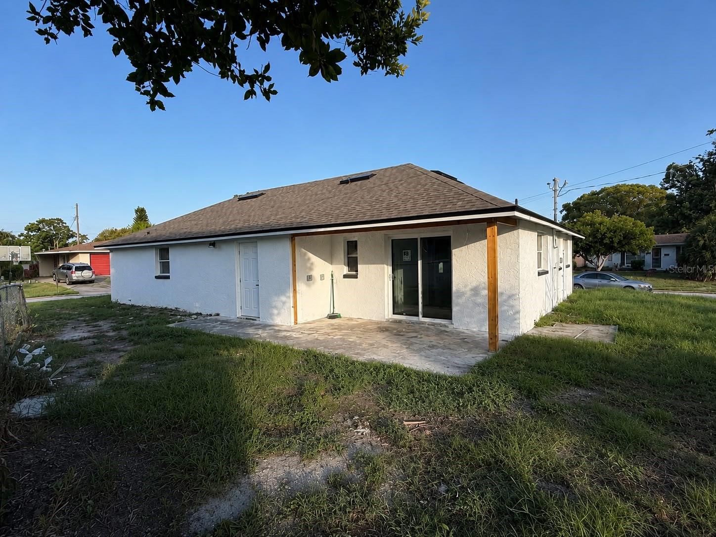 7035 PALISADE DR — photo 18