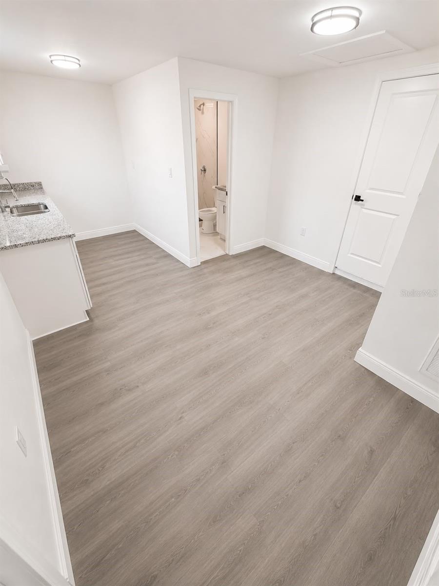 7035 PALISADE DR — photo 14