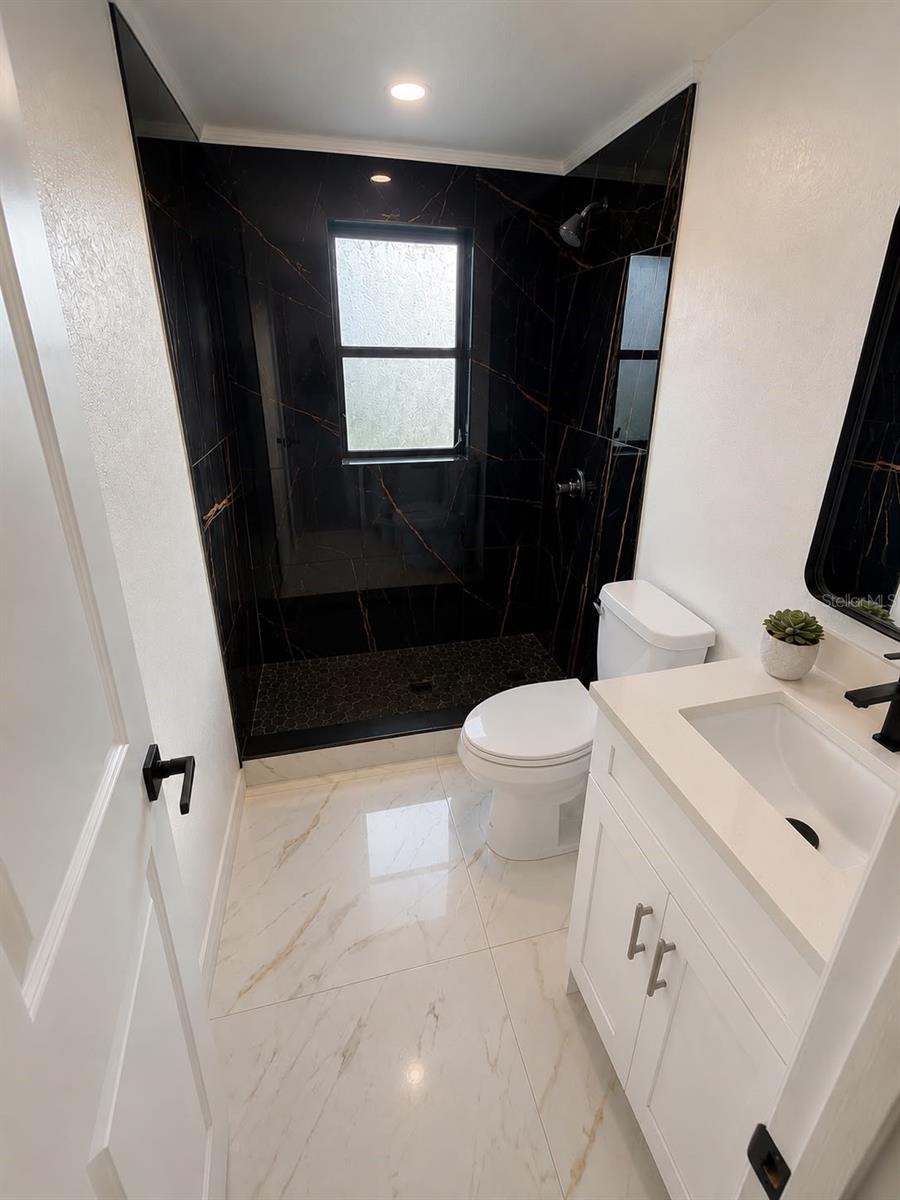 7035 PALISADE DR — photo 4