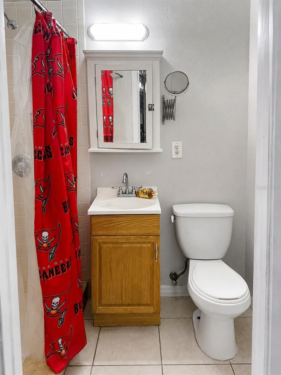 712 N CASTLE CT — photo 12