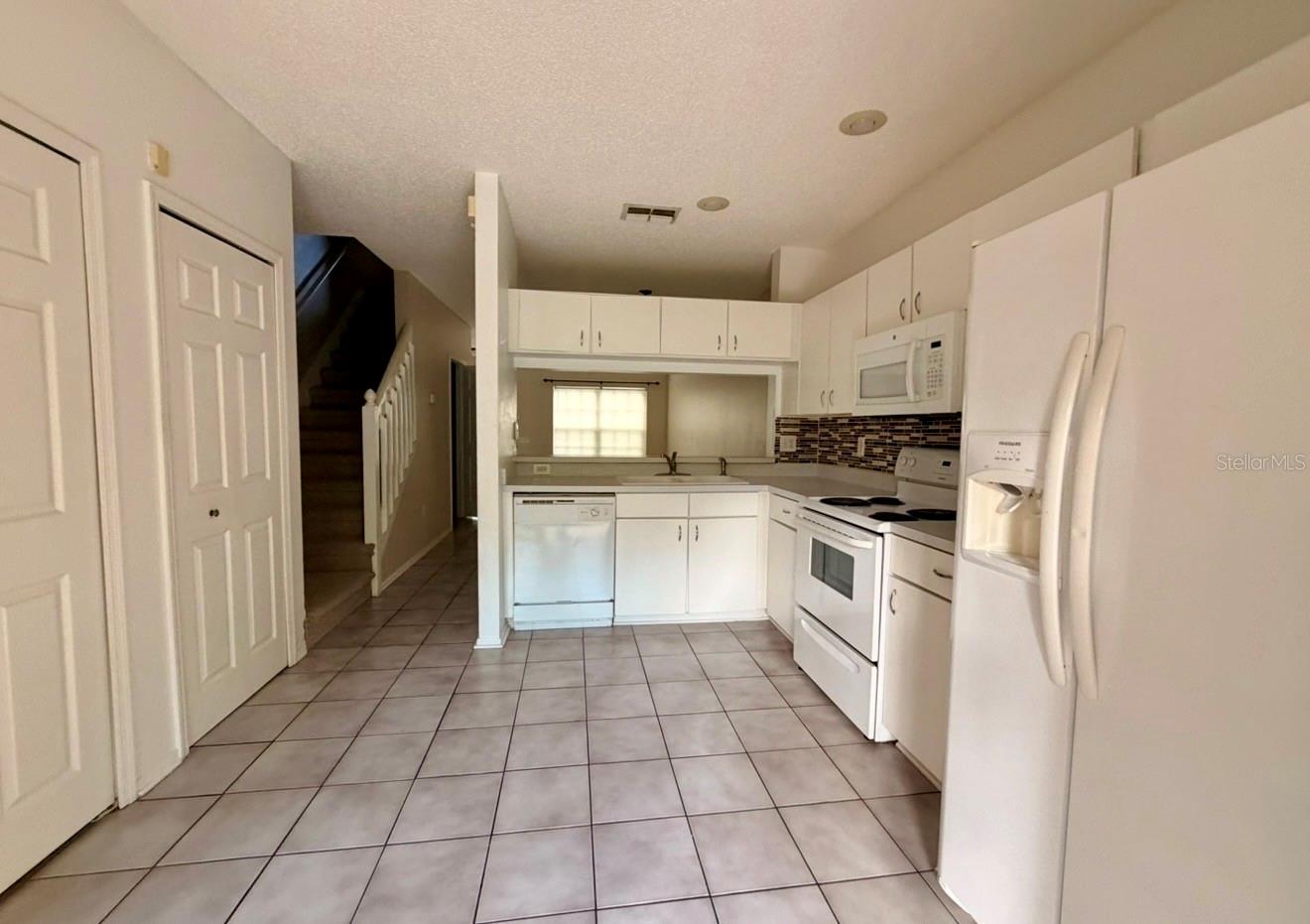 Home in WESLEY CHAPEL — photo 5