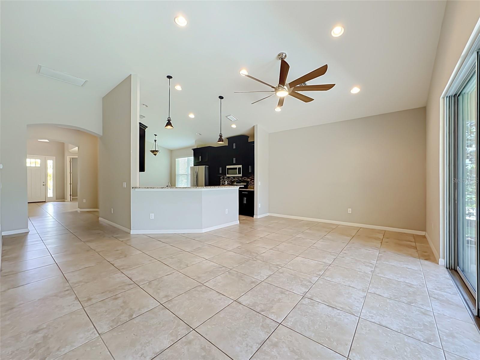 5766 MAYPOP CIR — photo 17
