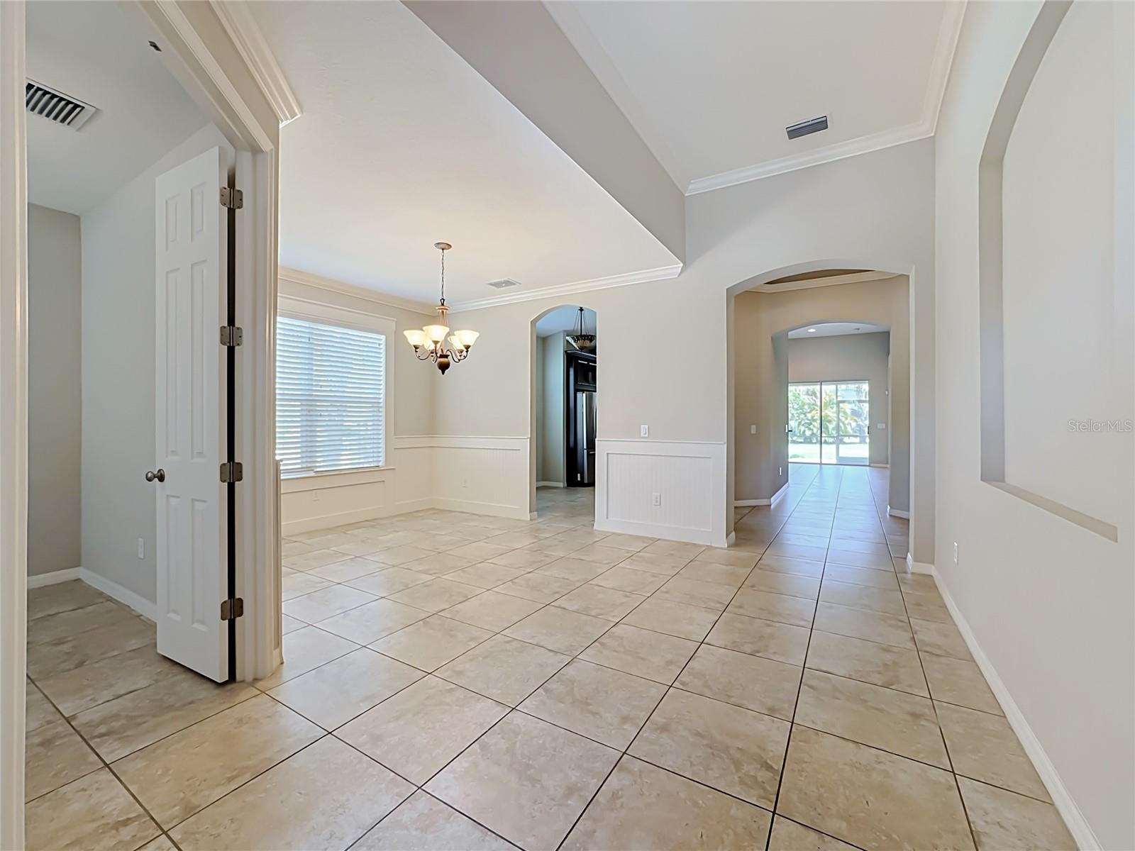 5766 MAYPOP CIR — photo 10
