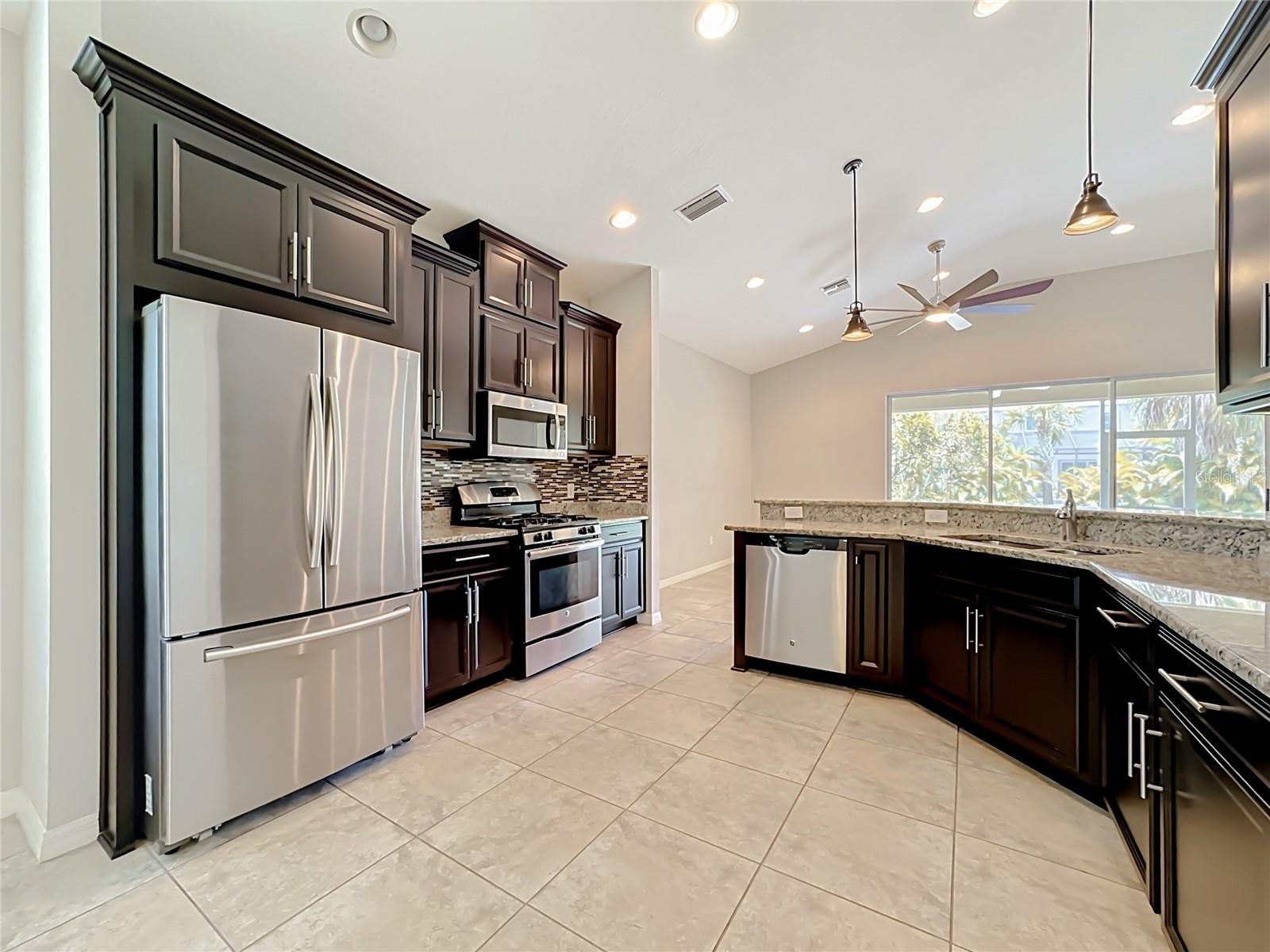 5766 MAYPOP CIR — photo 26