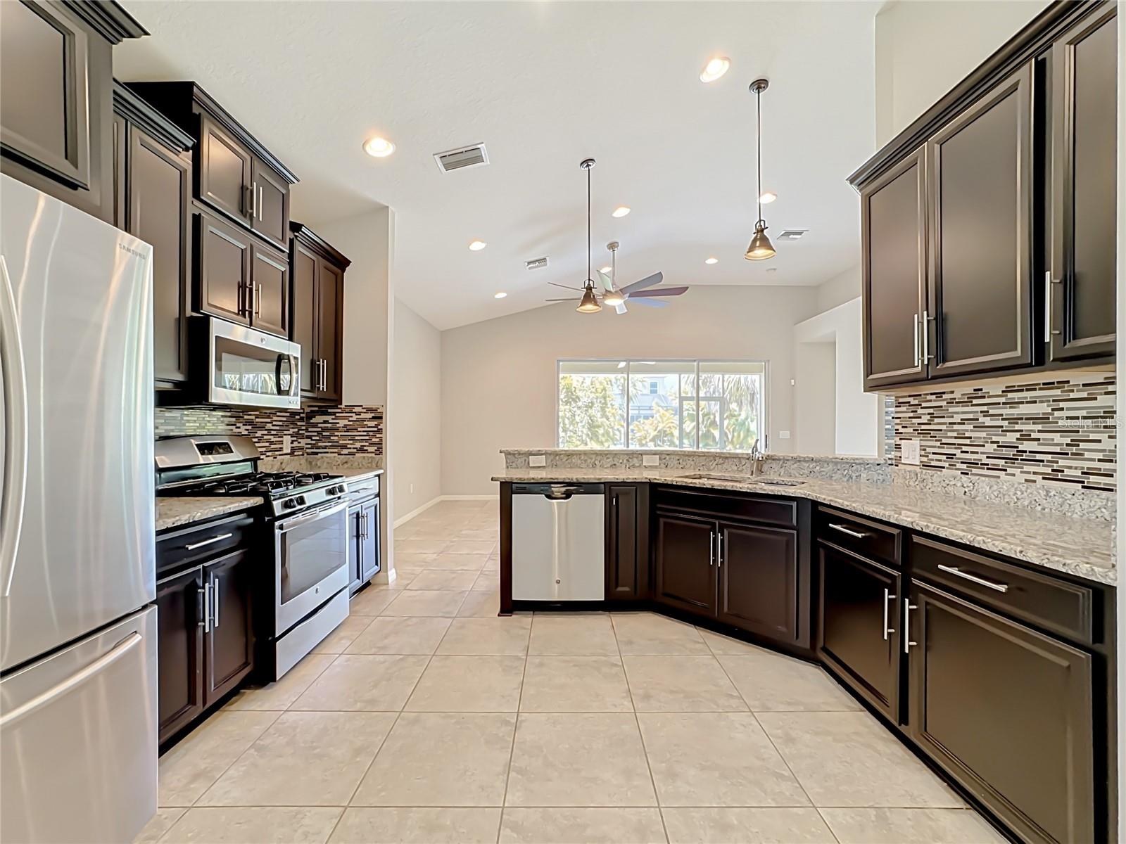 5766 MAYPOP CIR — photo 25