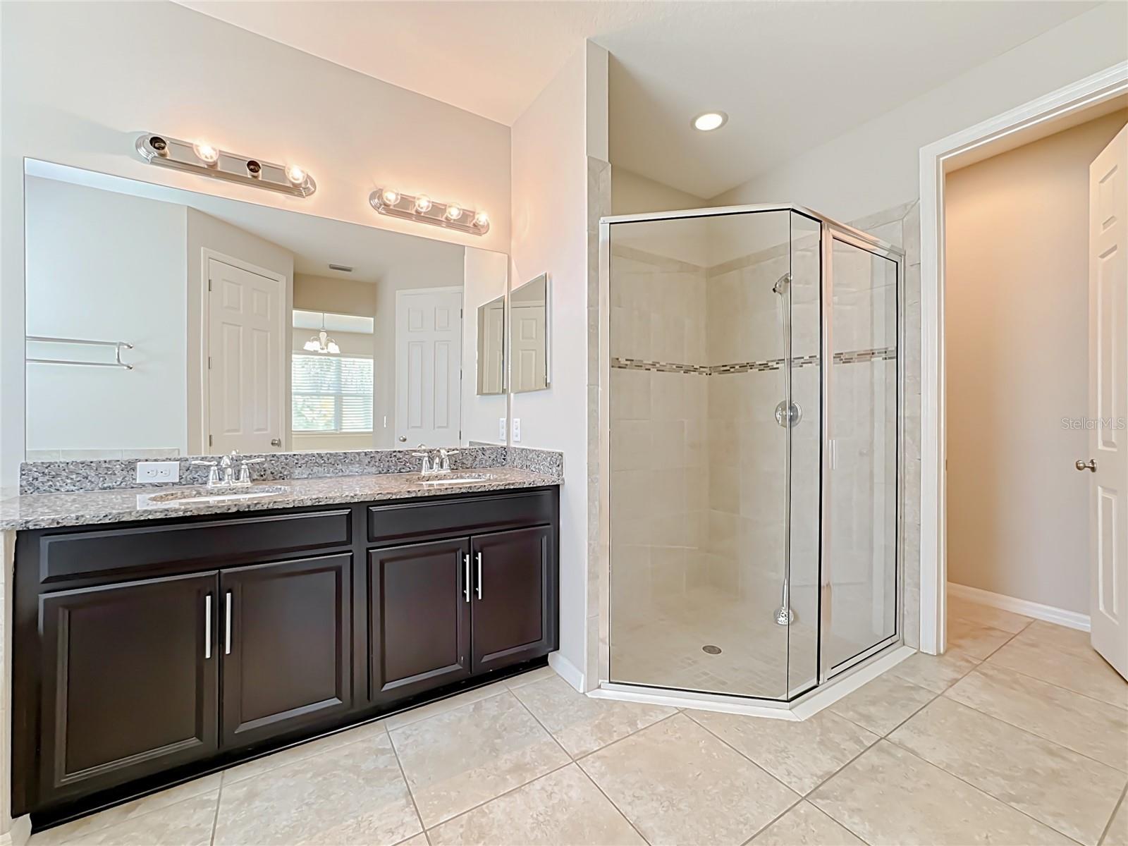 5766 MAYPOP CIR — photo 42