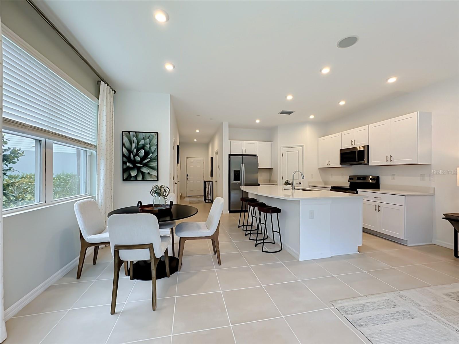 8429 LUNAR SKYE ST — photo 7