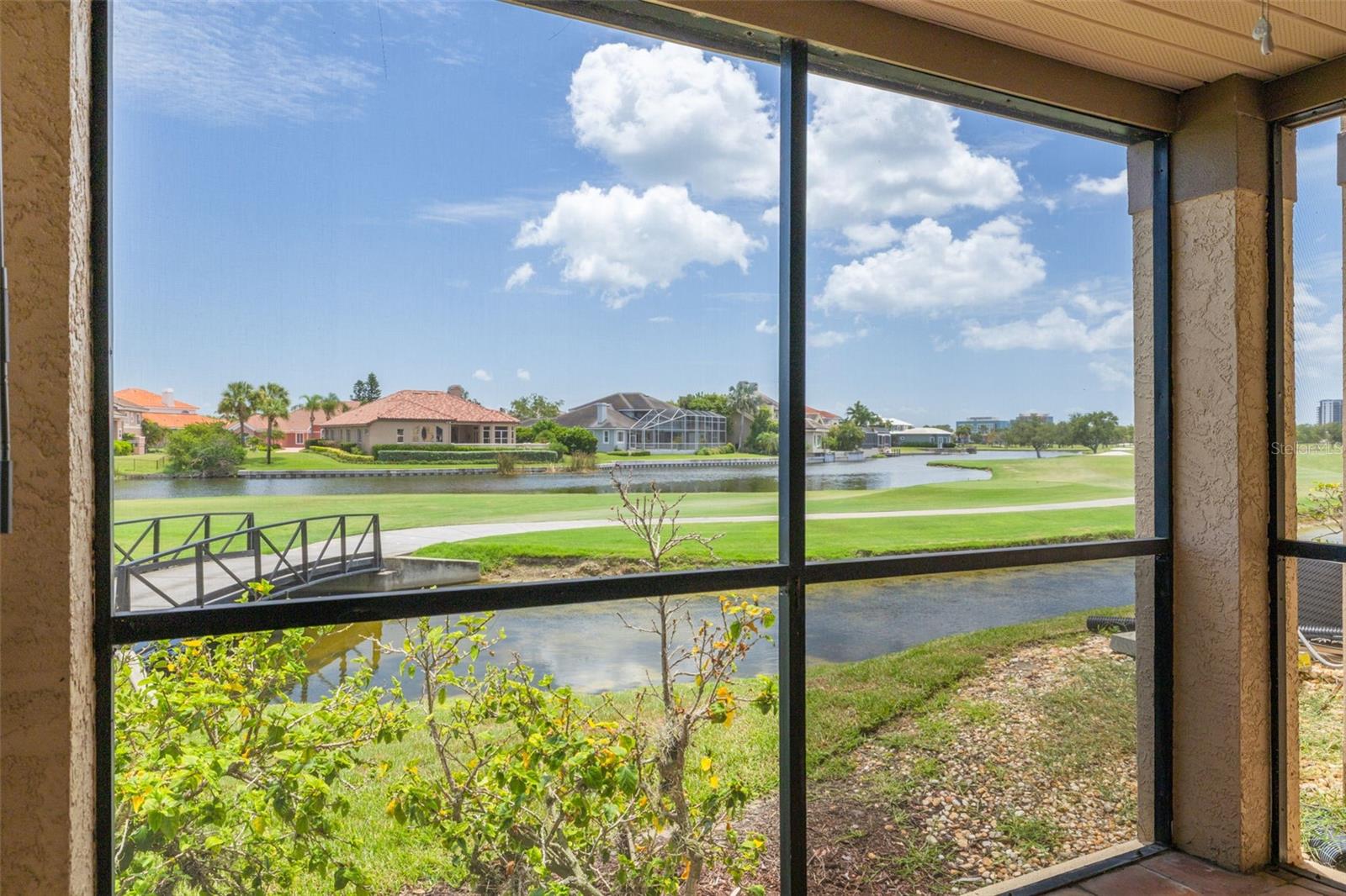2400 FEATHER SOUND DR #914 — photo 20