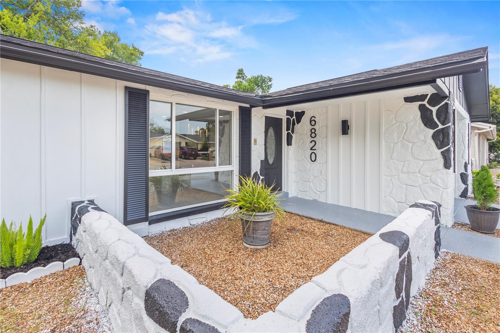 6820 EL CAMINO PALOMA ST — photo 38