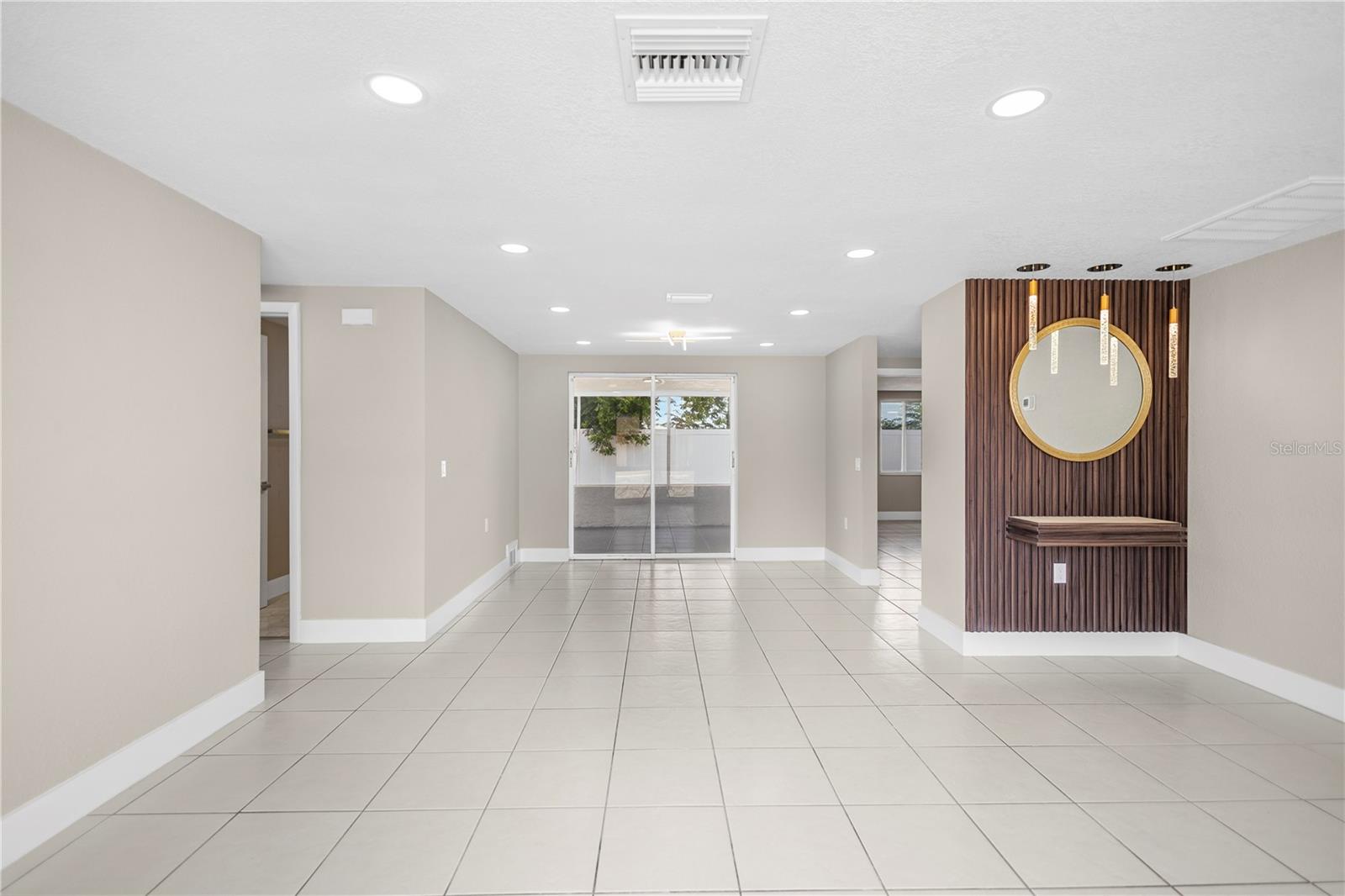 6820 EL CAMINO PALOMA ST — photo 3