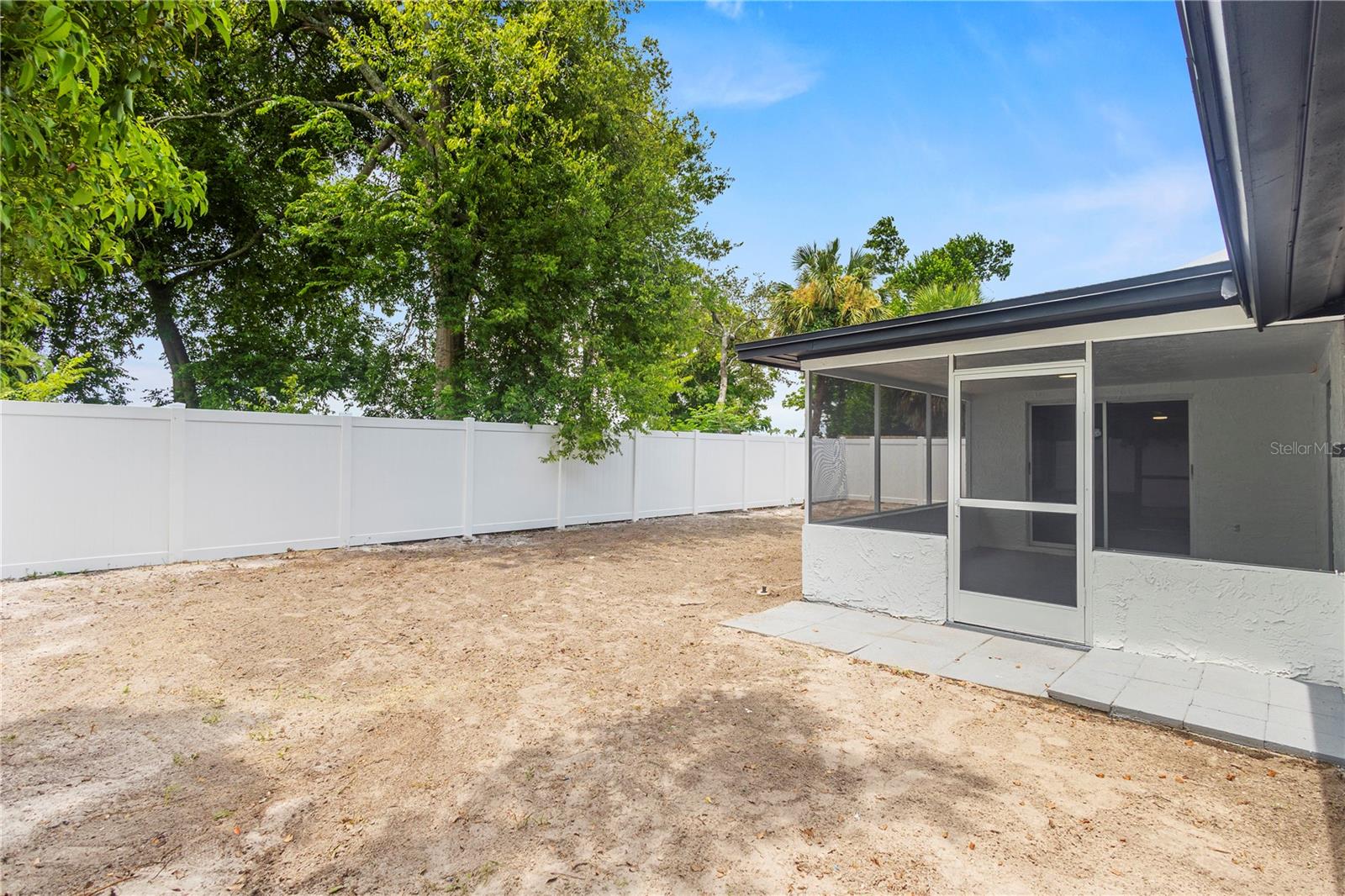 6820 EL CAMINO PALOMA ST — photo 40