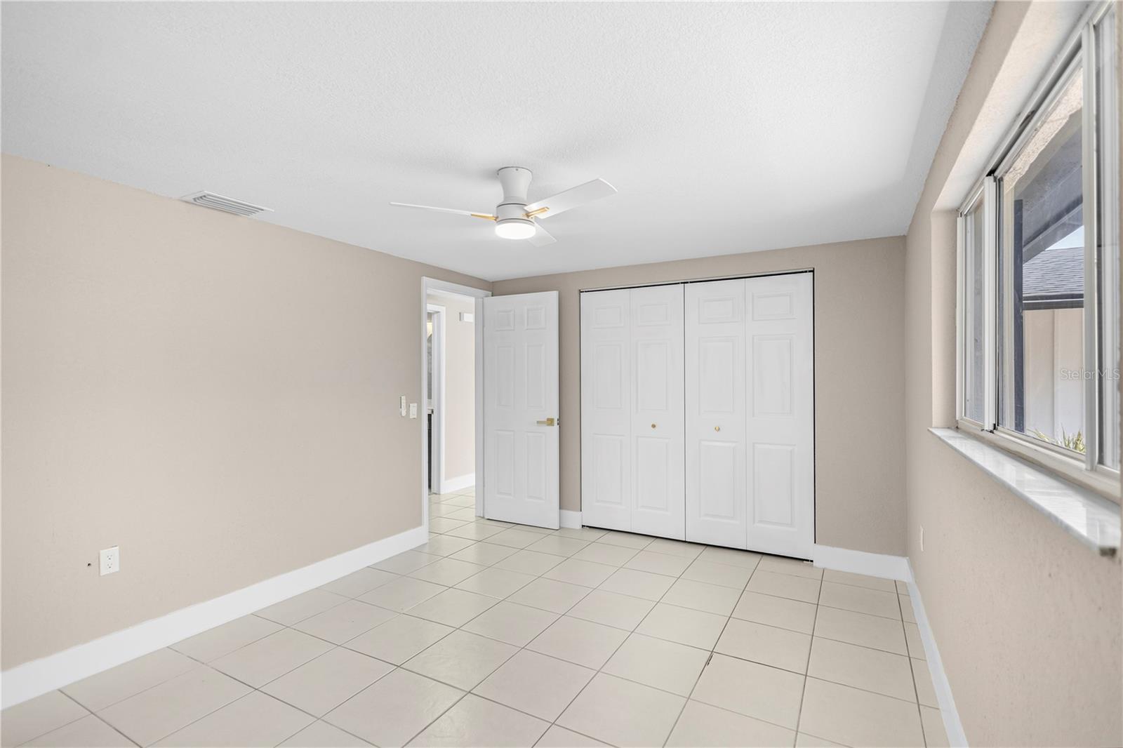 6820 EL CAMINO PALOMA ST — photo 28