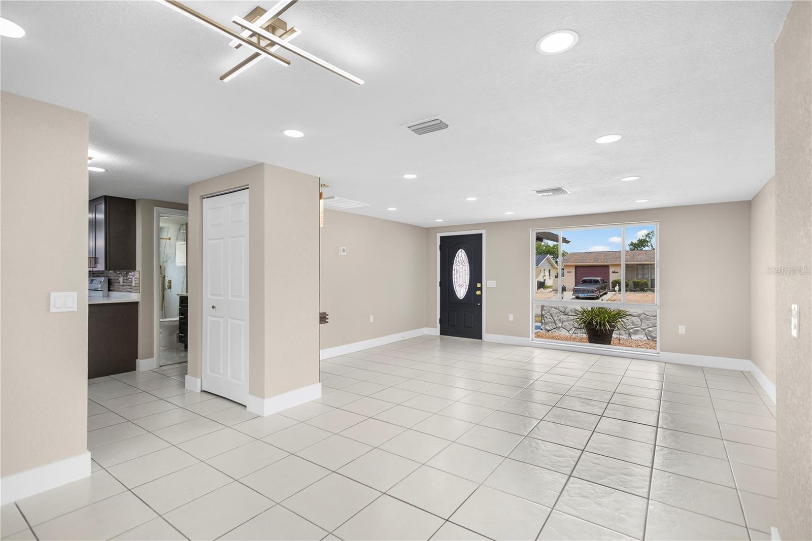 6820 EL CAMINO PALOMA ST — photo 6