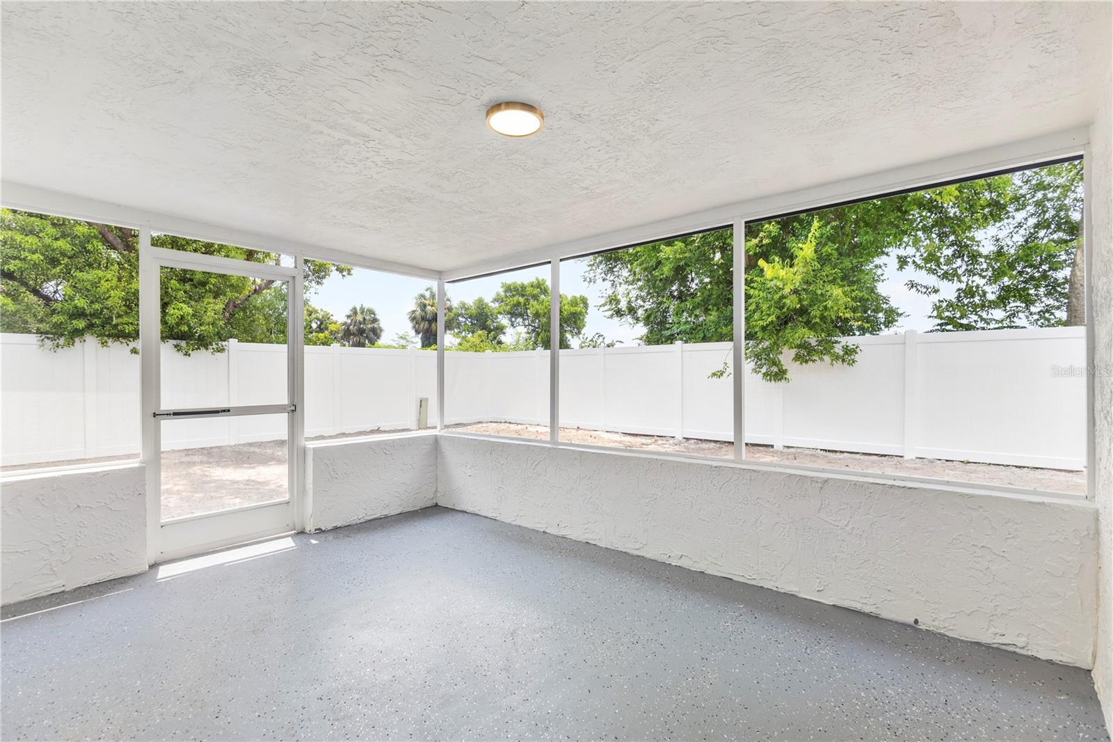 6820 EL CAMINO PALOMA ST — photo 29