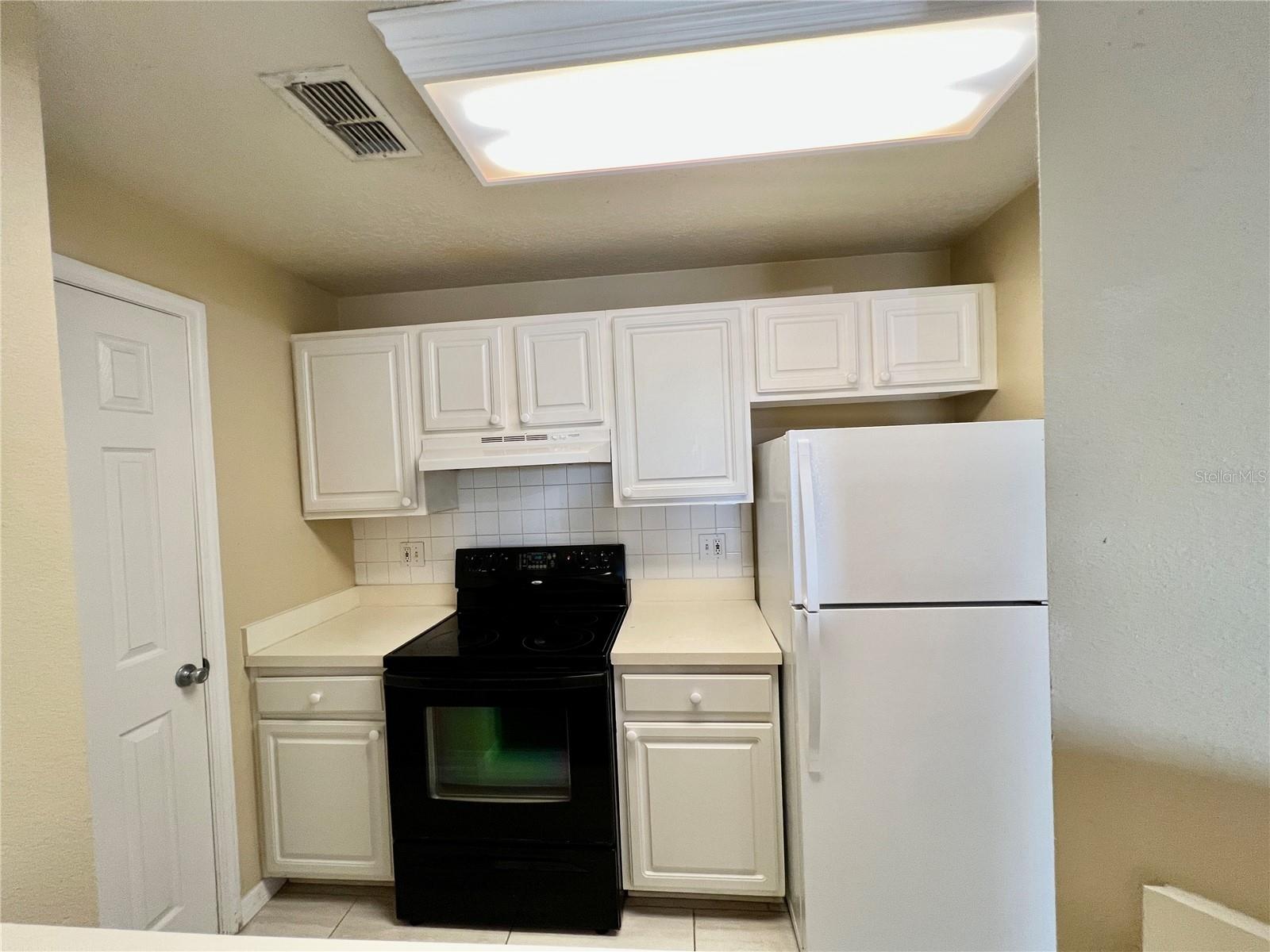 501 KNIGHTS RUN AVE #1330 — photo 4