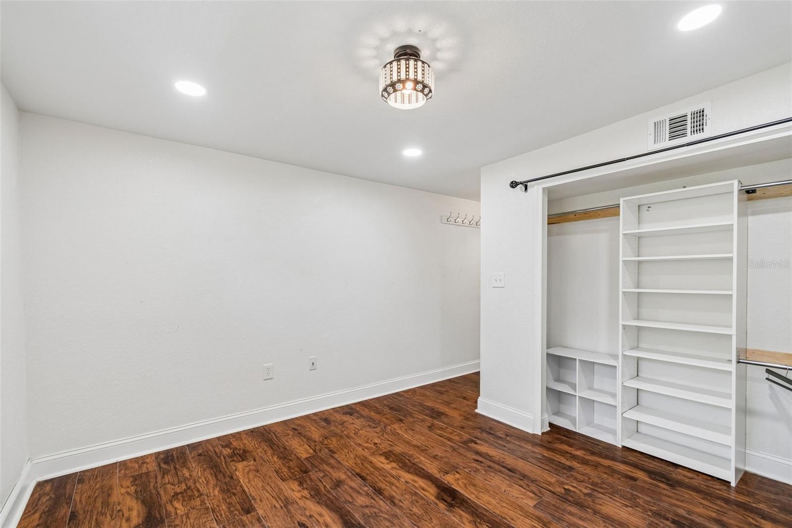 1202 E ANNIE ST — photo 21