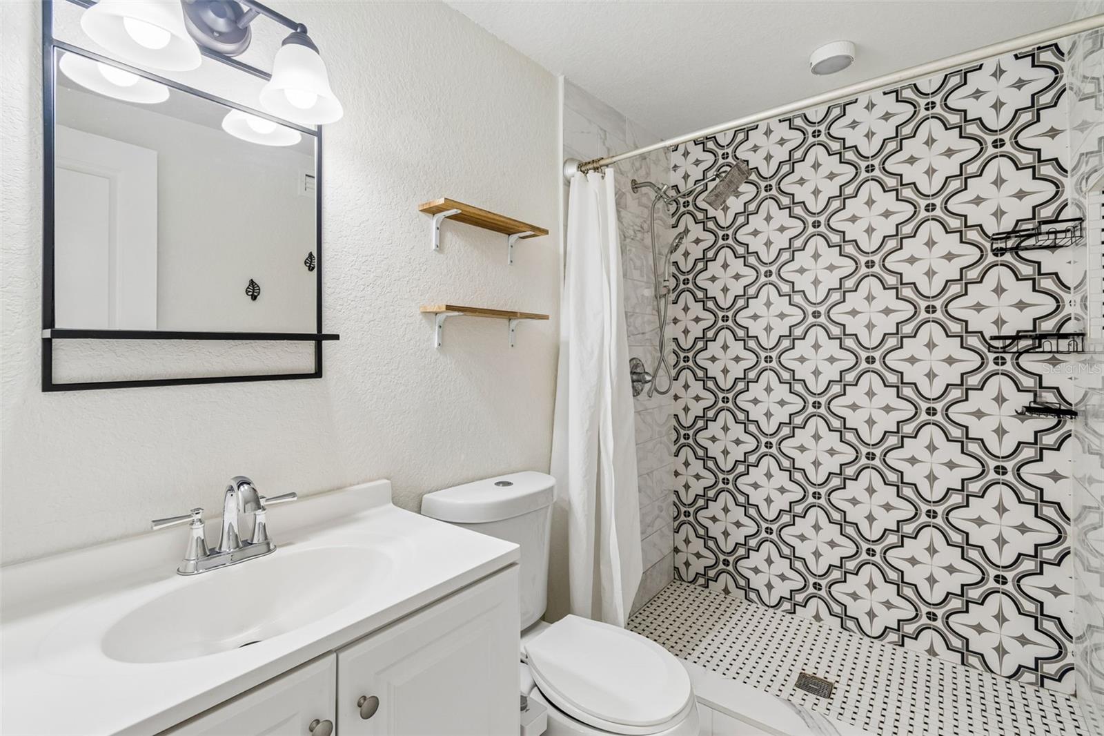 1202 E ANNIE ST — photo 23