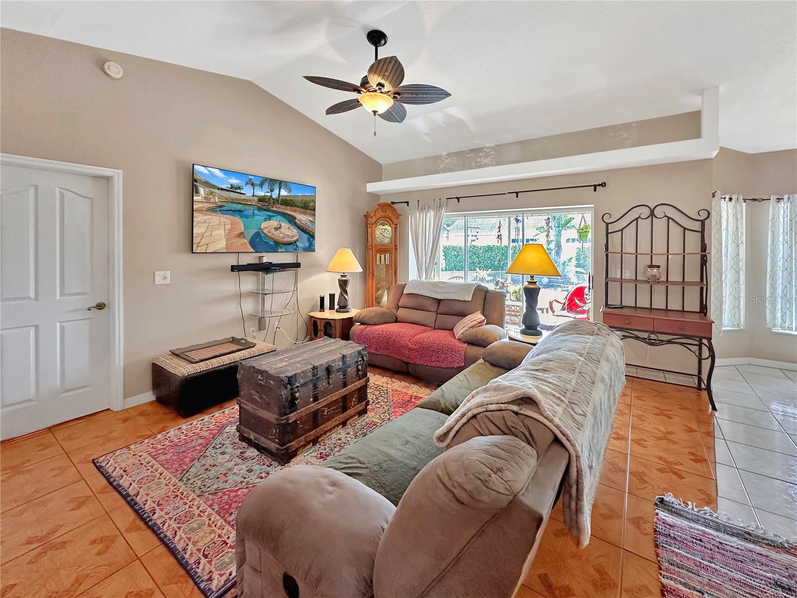 4300 ONORIO ST — photo 10