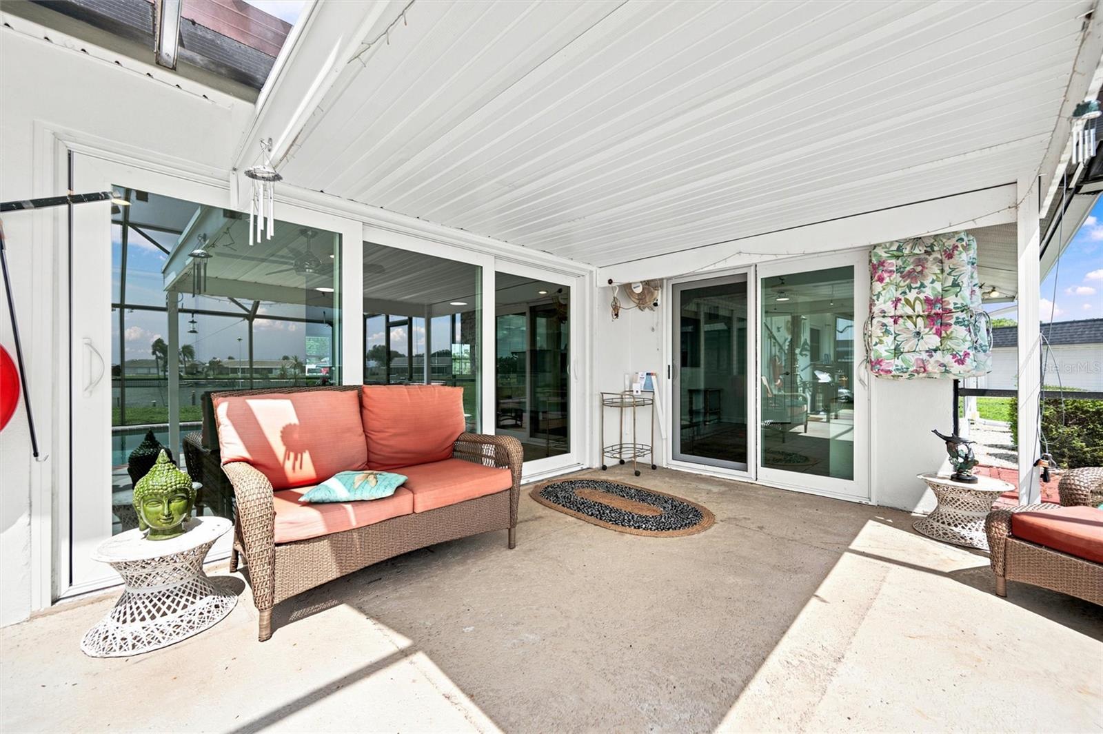 1811 MILFORD CIR — photo 47