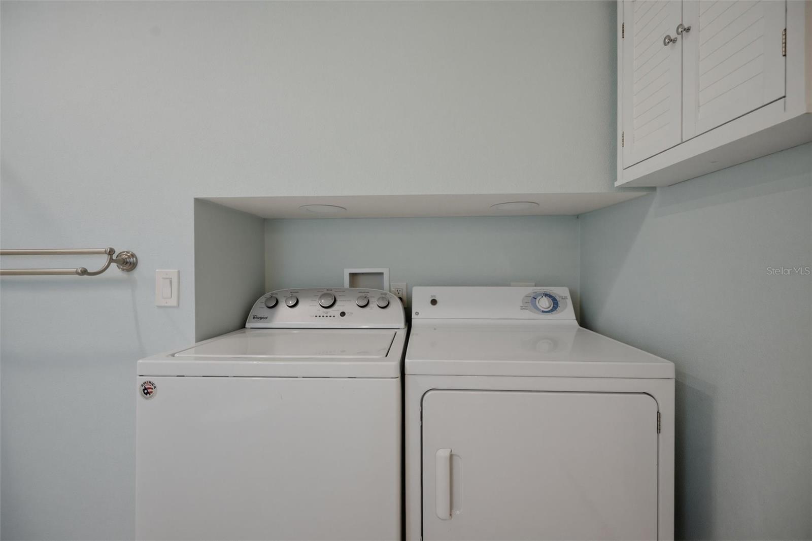 1811 MILFORD CIR — photo 18