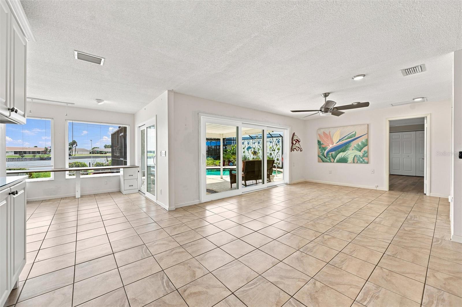 1811 MILFORD CIR — photo 8