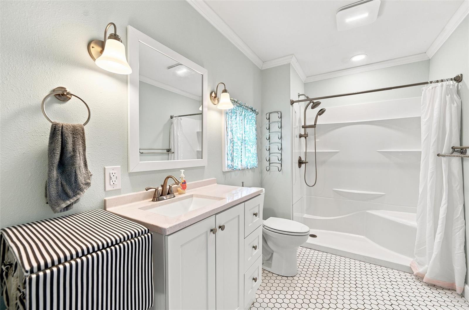 1811 MILFORD CIR — photo 17
