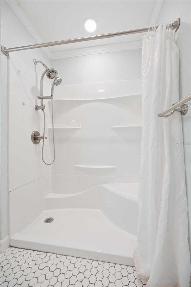 1811 MILFORD CIR — photo 21
