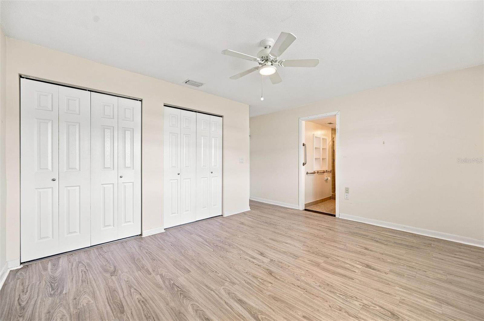 1811 MILFORD CIR — photo 33