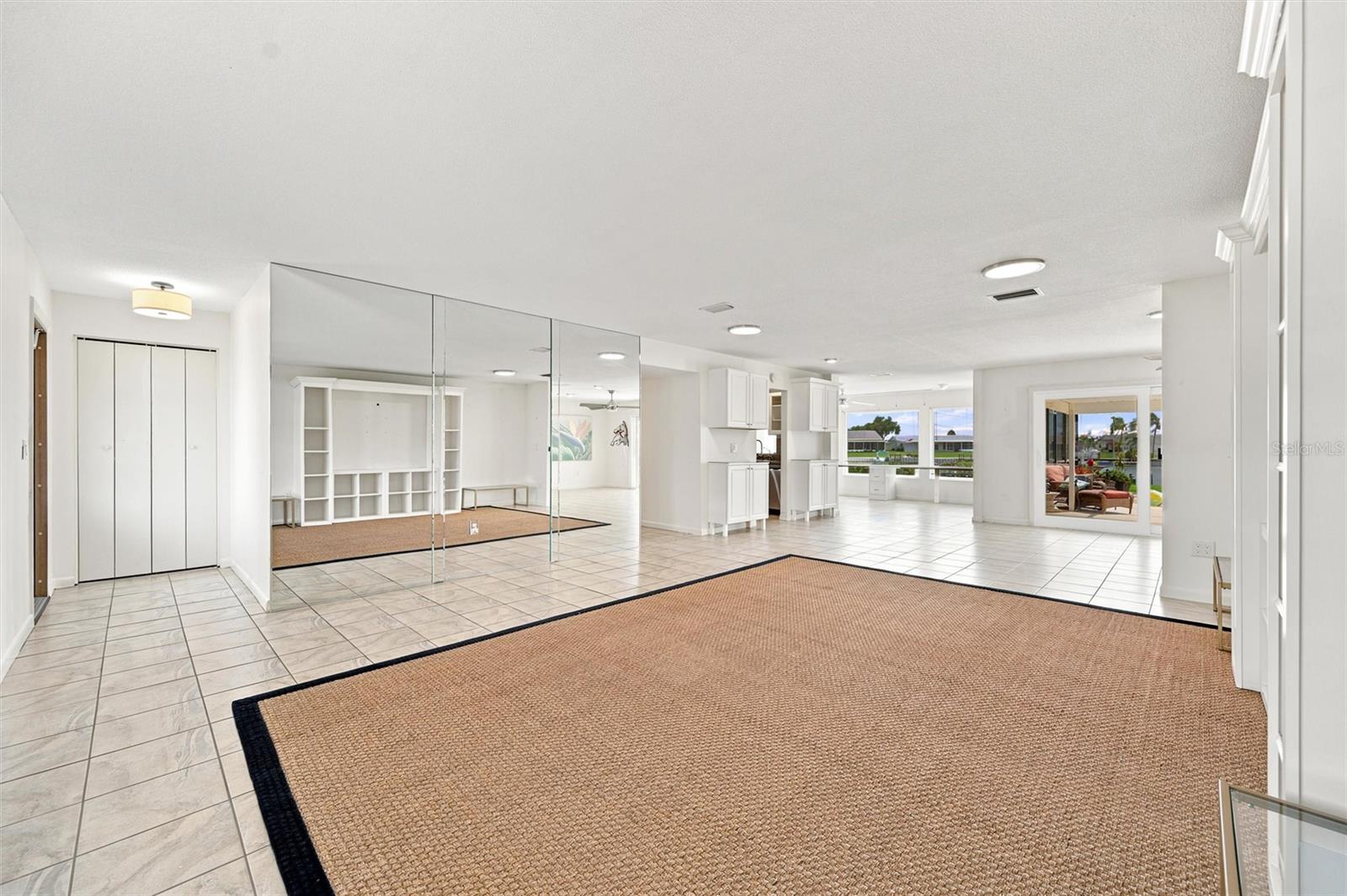 1811 MILFORD CIR — photo 5