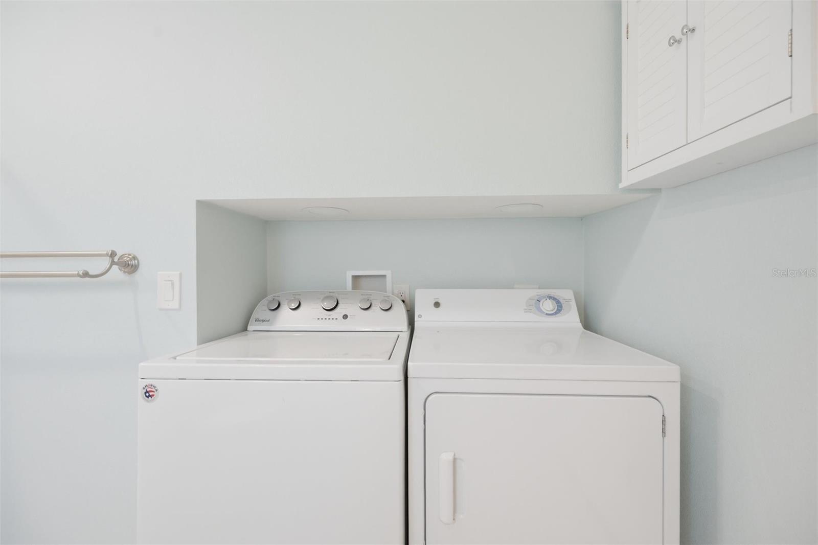 1811 MILFORD CIR — photo 19