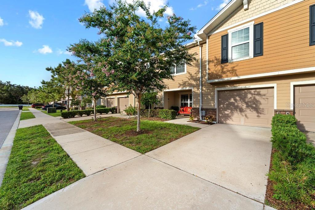 10427 RIVERCREST DR — photo 30